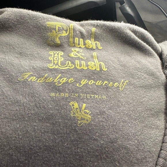 Plush & Lush Grey Sparkly Leisure Set - Picture 9 of 10